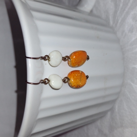 Orange and white earrings - Picture 1 of 4